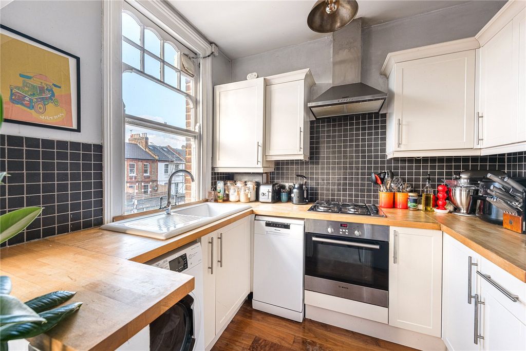 Property photo 3 of 9 Picture No. 09