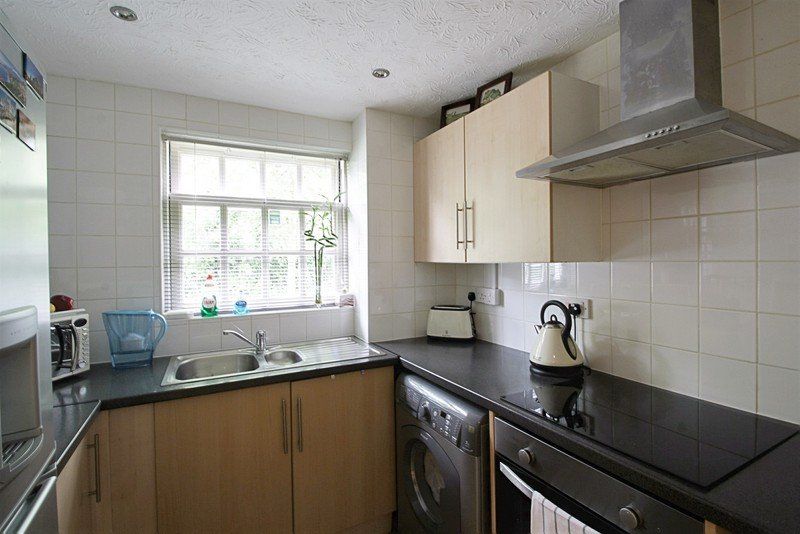 Property photo 3 of 5