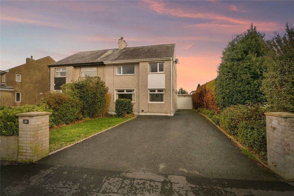 Property photo 1 of 19 Picture No. 01