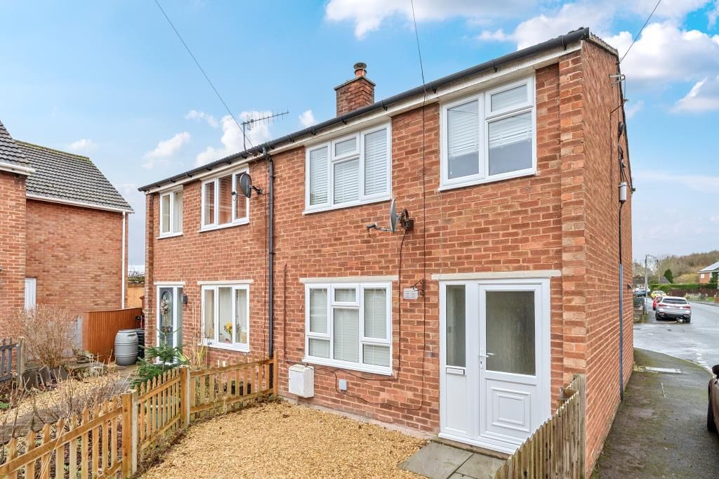 Property photo 1 of 18 Front Aspect