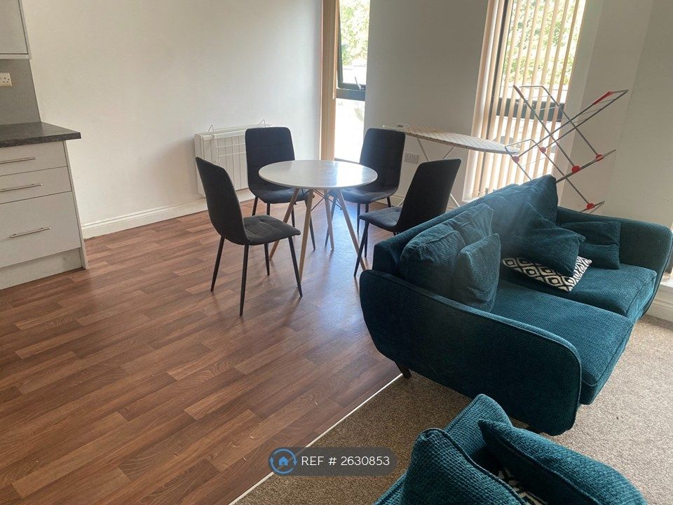 Property photo 2 of 6