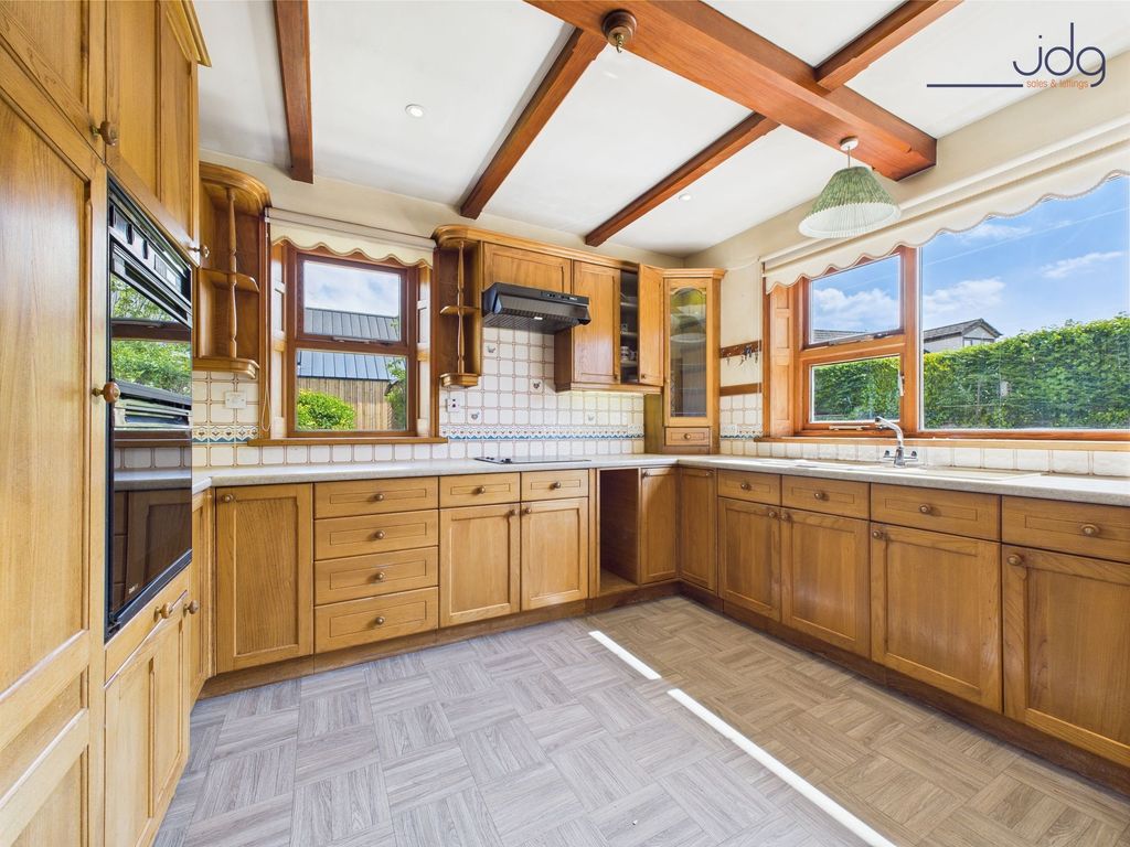 Property photo 3 of 34 Kitchen, Detailed Woodwork