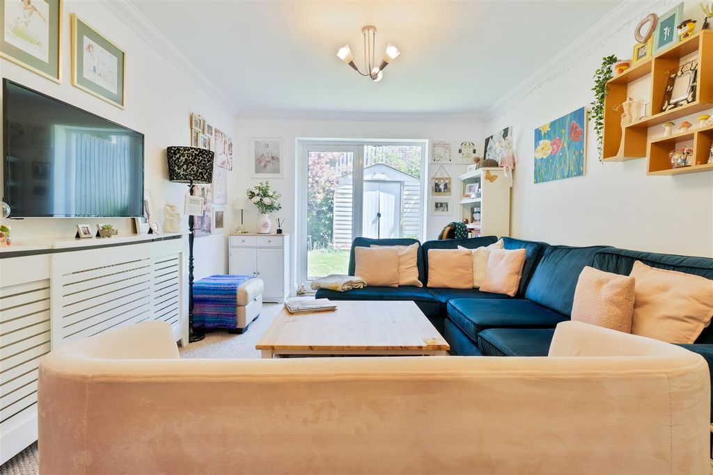 Property photo 3 of 22 Living-Dining Room.Jpg