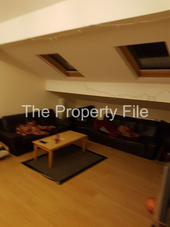 Property photo 2 of 3