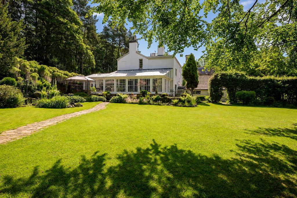 Property photo 1 of 27 Byrons Wood House