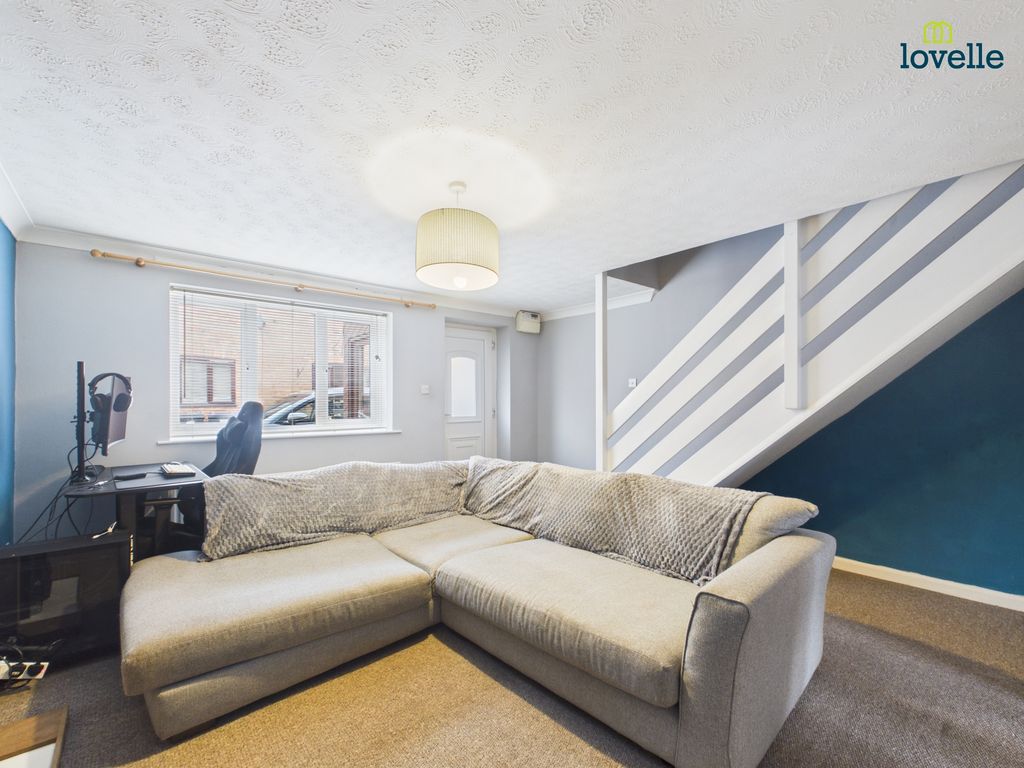 Property photo 3 of 9