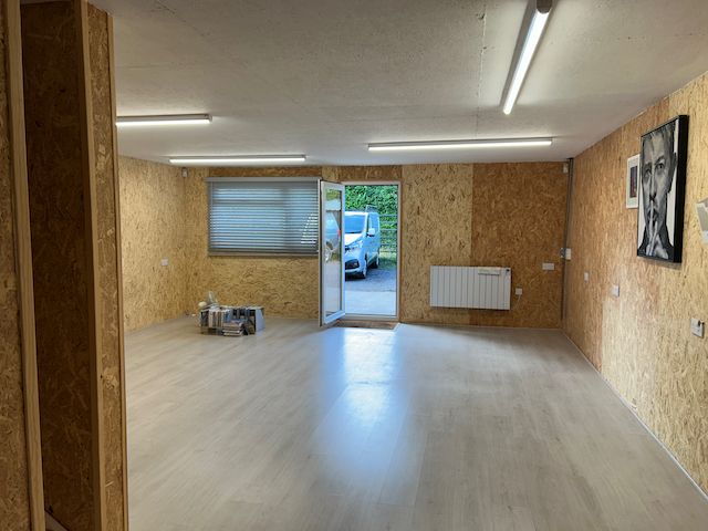 Property photo 2 of 3