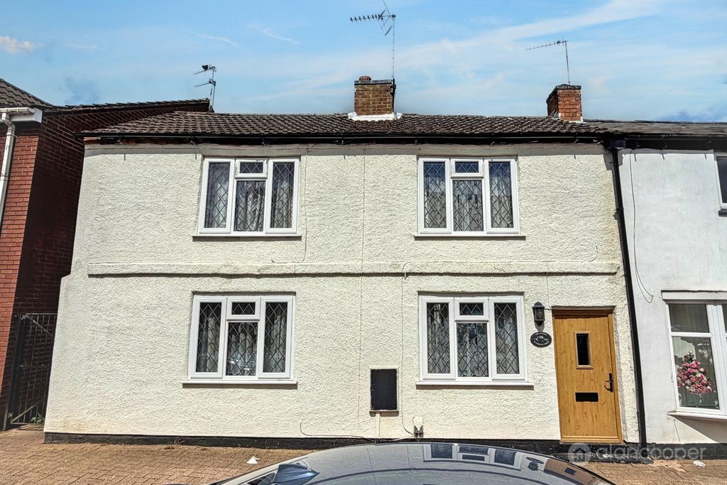 Property photo 1 of 30 4381820