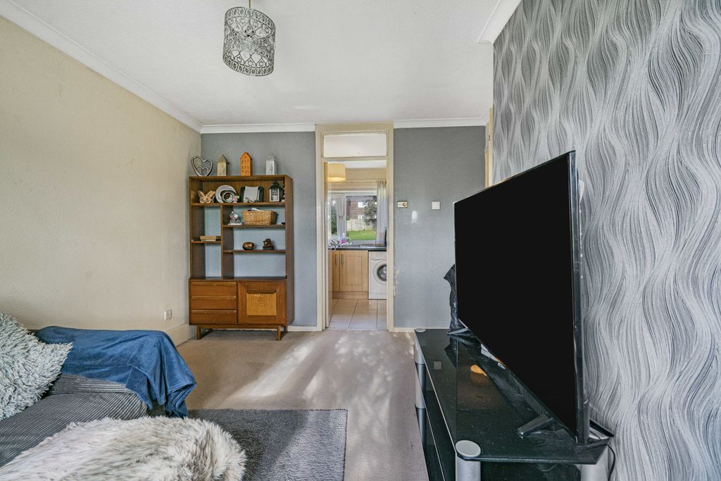 Property photo 3 of 13