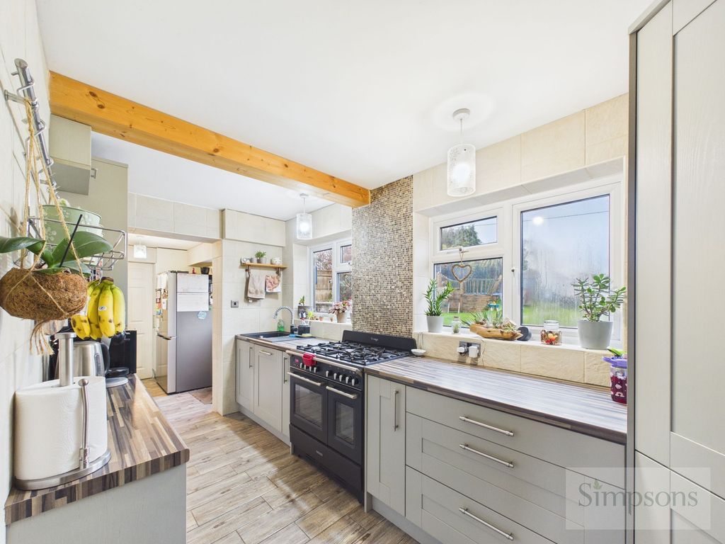 Property photo 3 of 15 Kitchen