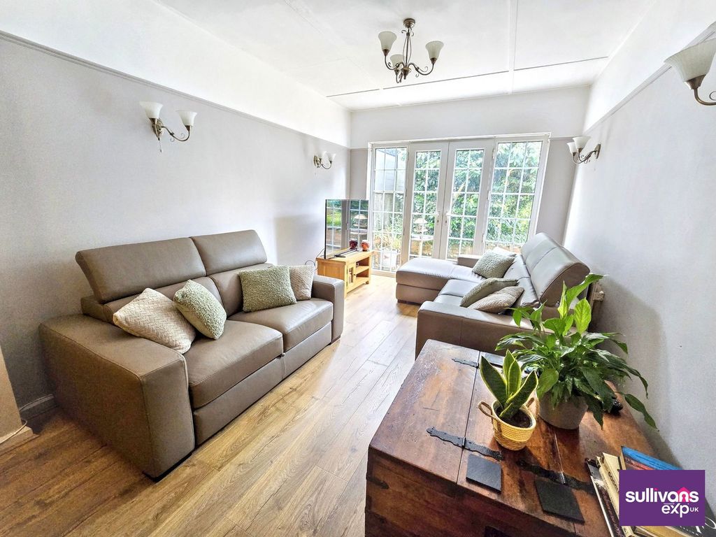 Property photo 3 of 20