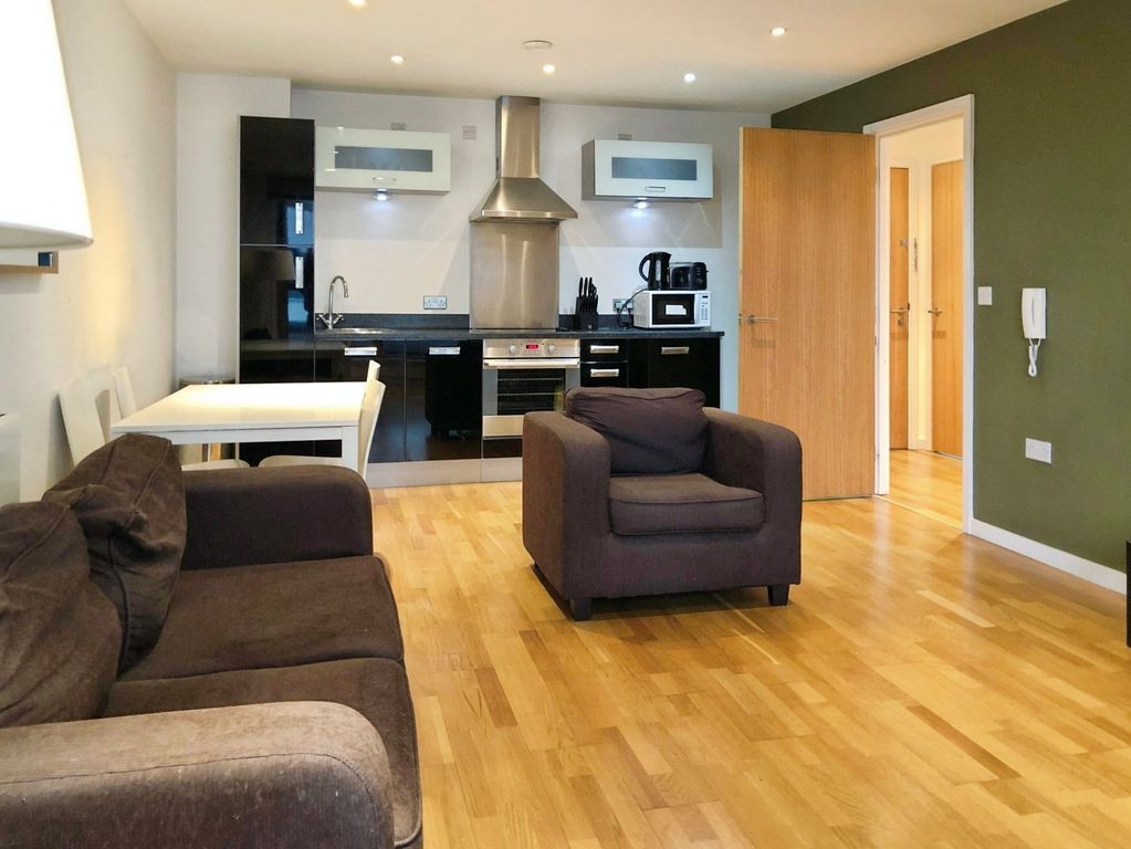 Property photo 2 of 8 Picture No. 16