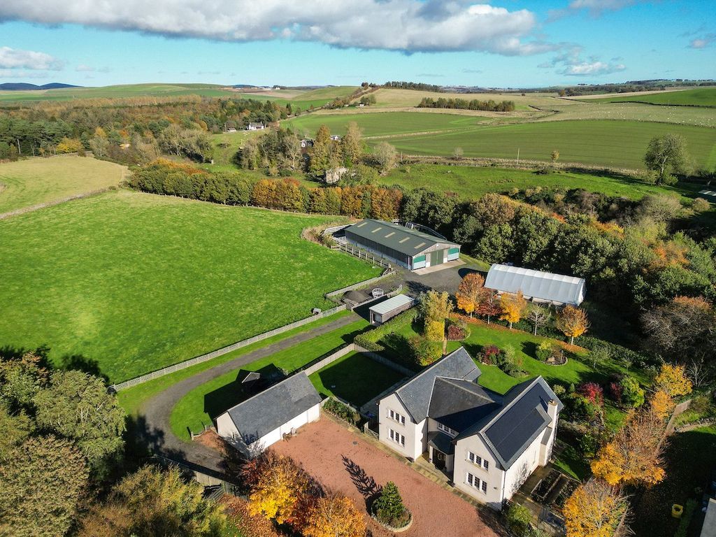 Property photo 2 of 68 Drone