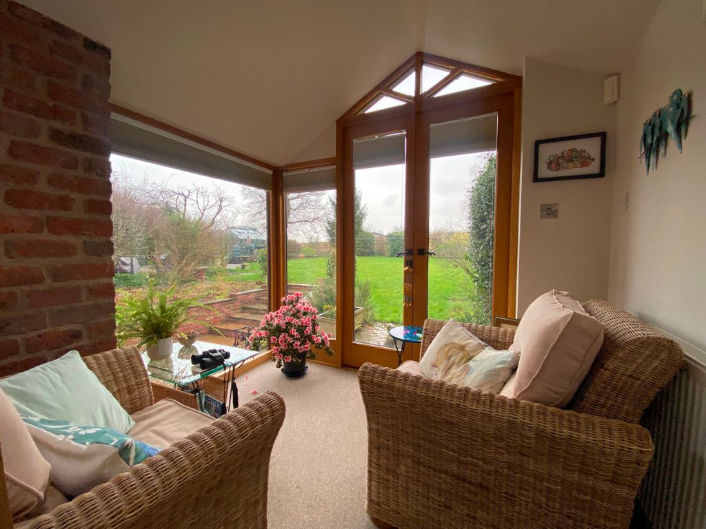 Property photo 3 of 34