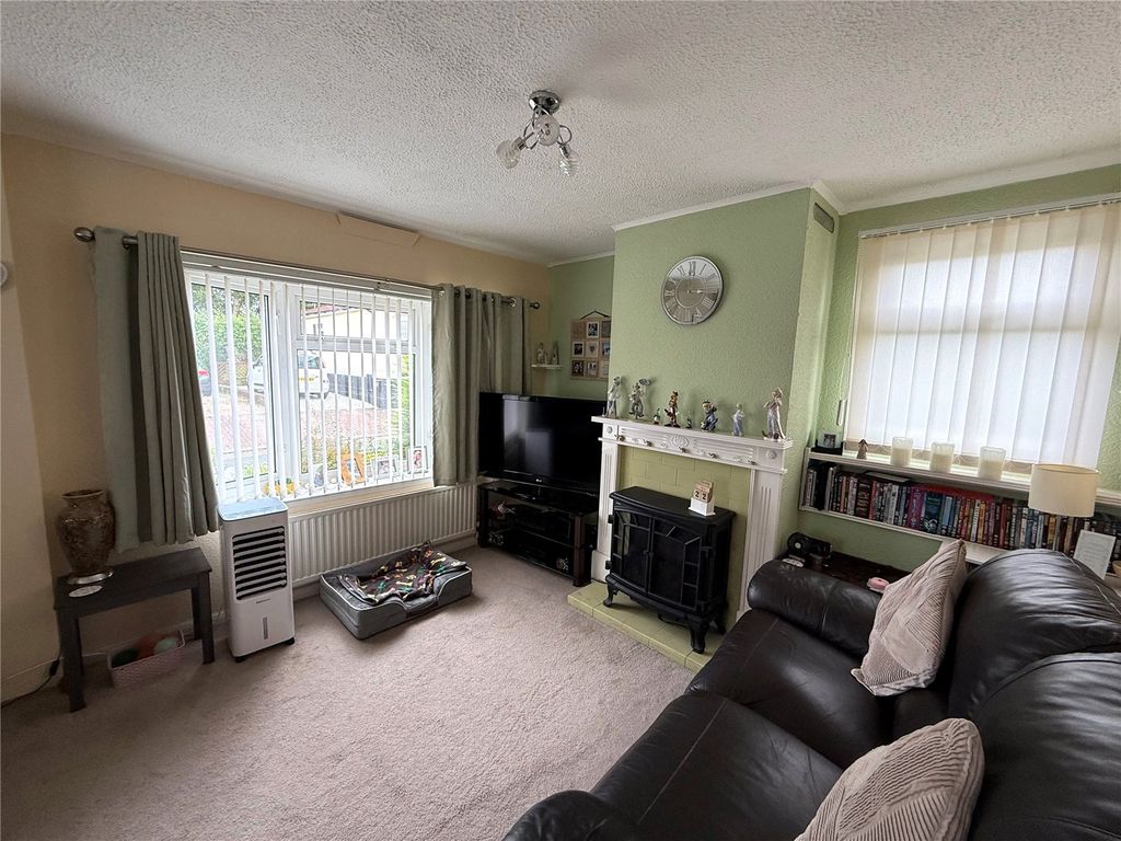 Property photo 3 of 17 Picture No. 13