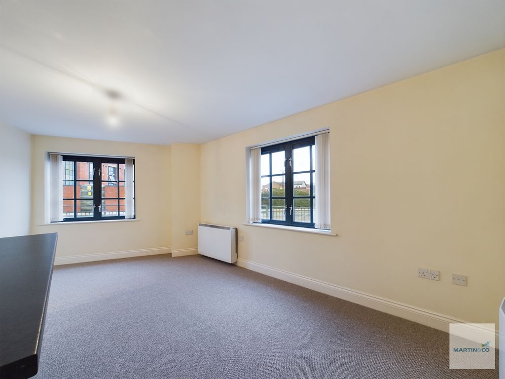 Property photo 3 of 14 Cam03394G0-Pr0046-Still007