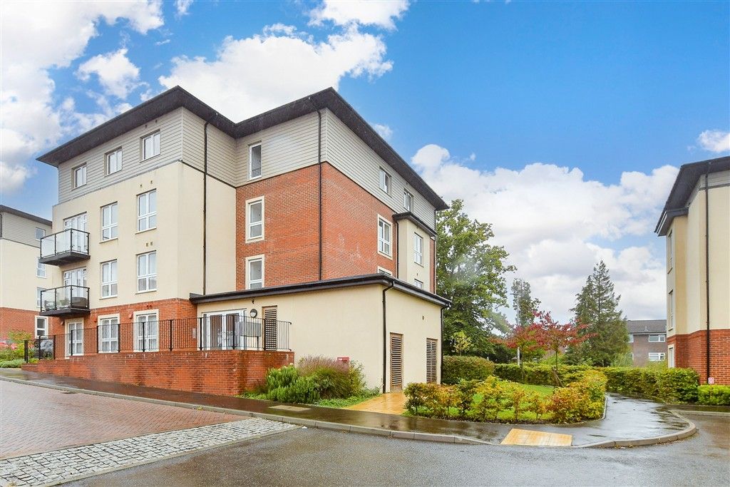 Property photo 1 of 10 External (Brochure)