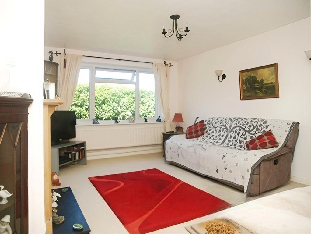 Property photo 2 of 6