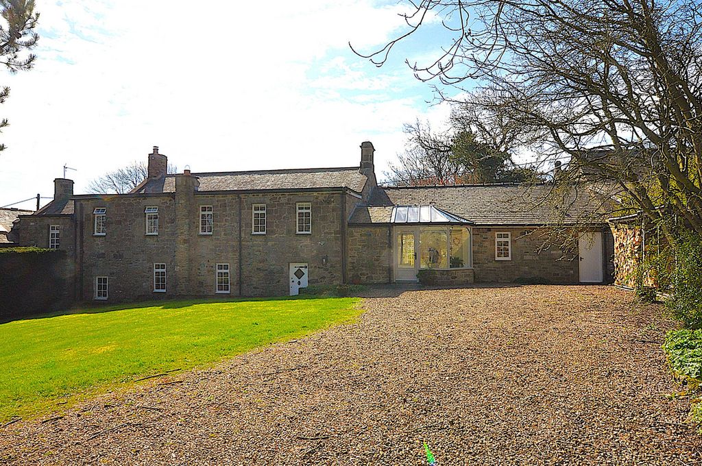 Property photo 1 of 32