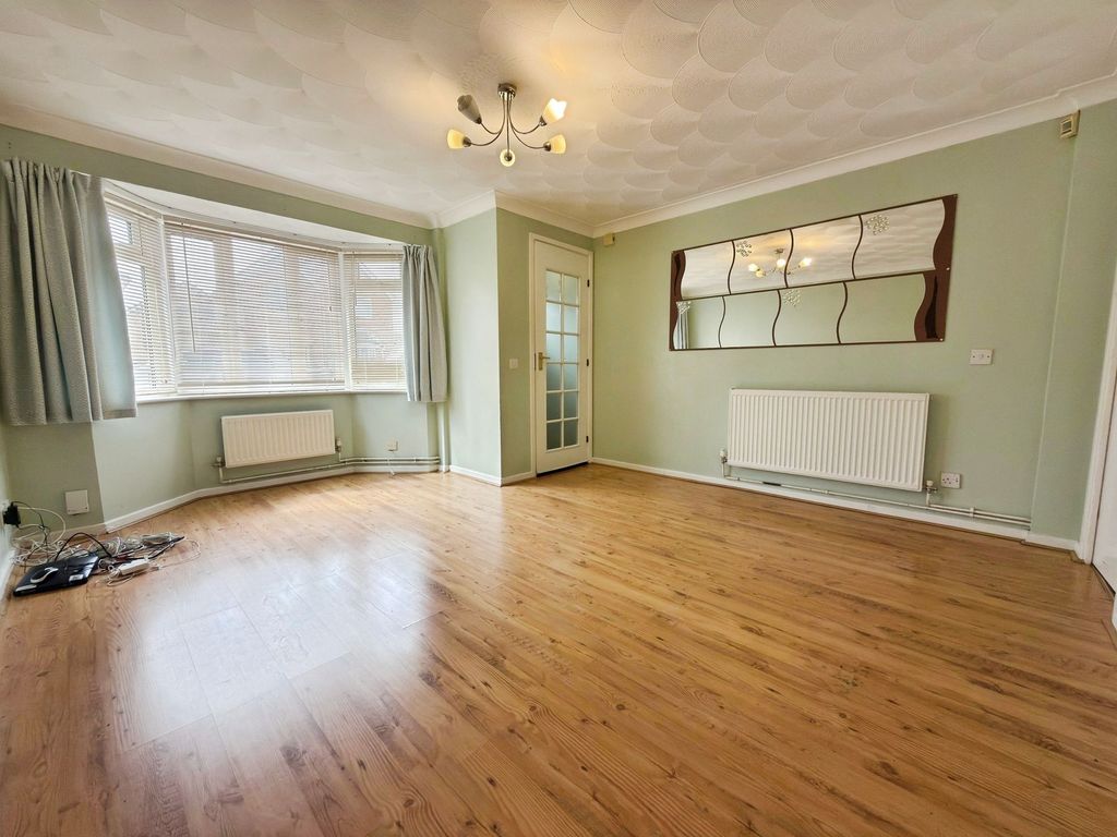 Property photo 3 of 23