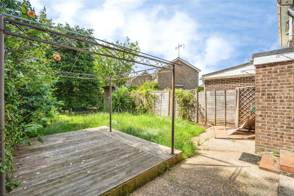 Property photo 3 of 12 Picture No. 32