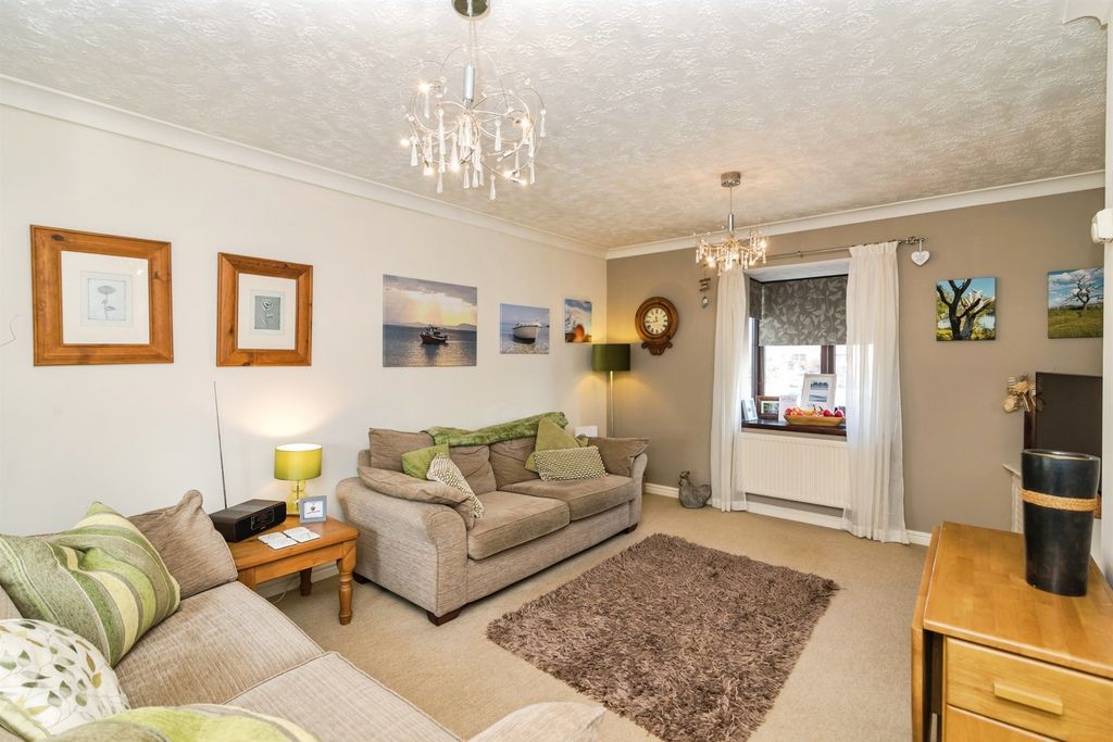 Additional image 3 of 1 bed maisonette for saleStaplehurst Close, Carlton Colville, Lowestoft NR33