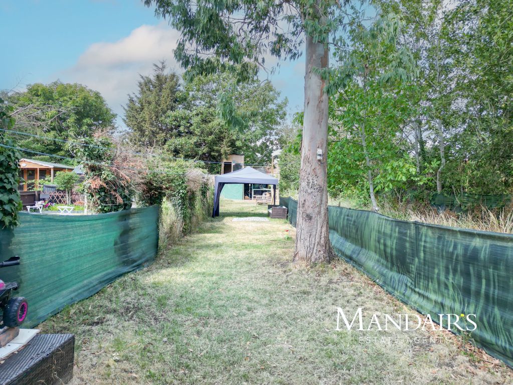 Property photo 3 of 22