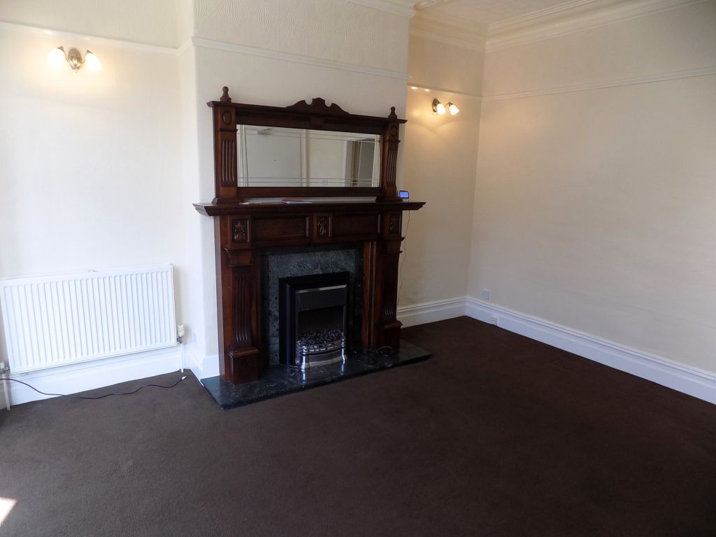 Property photo 2 of 7 Lounge