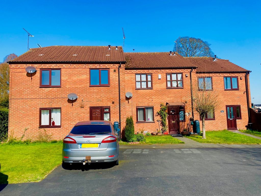 Property photo 1 of 11