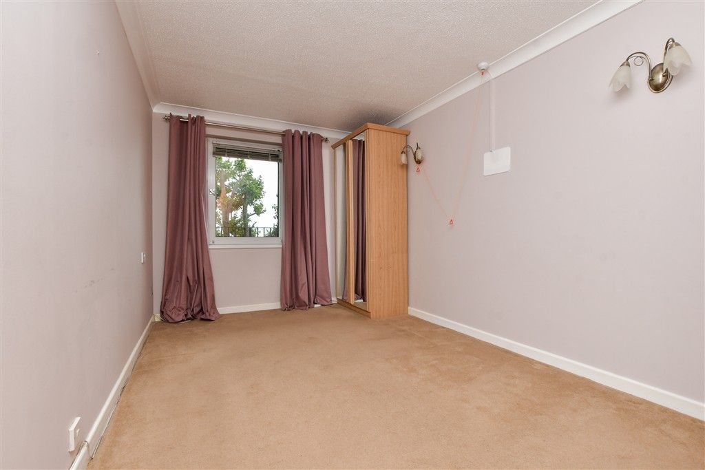Property photo 3 of 15 Bedroom