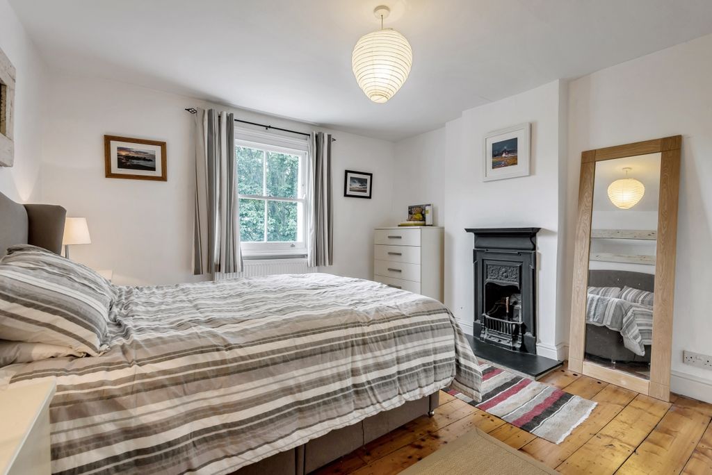 Property photo 2 of 8 364809 (4)