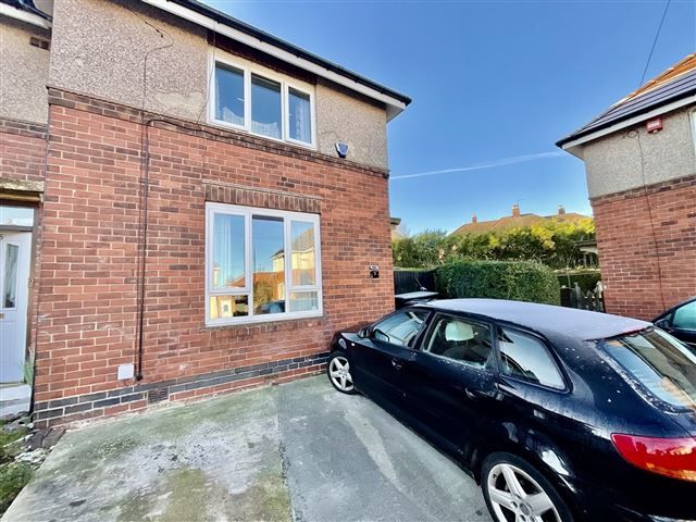 Property photo 2 of 16 Driveway