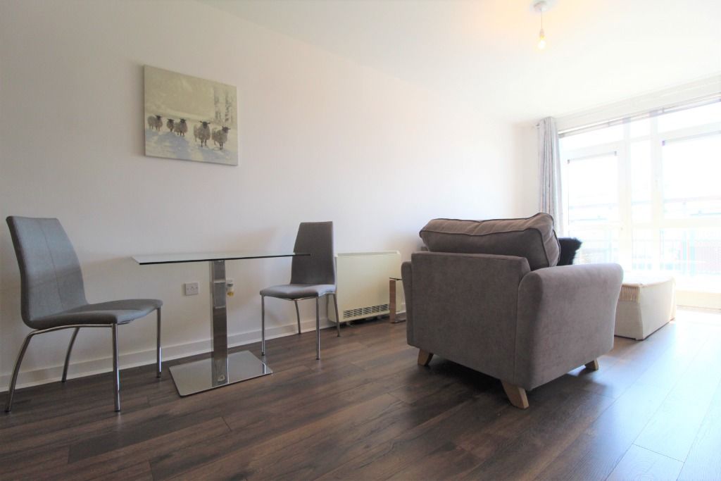 Property photo 2 of 9