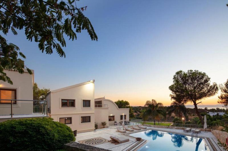 Property photo 1 of 30 Villa, 880 Sq, For Sale