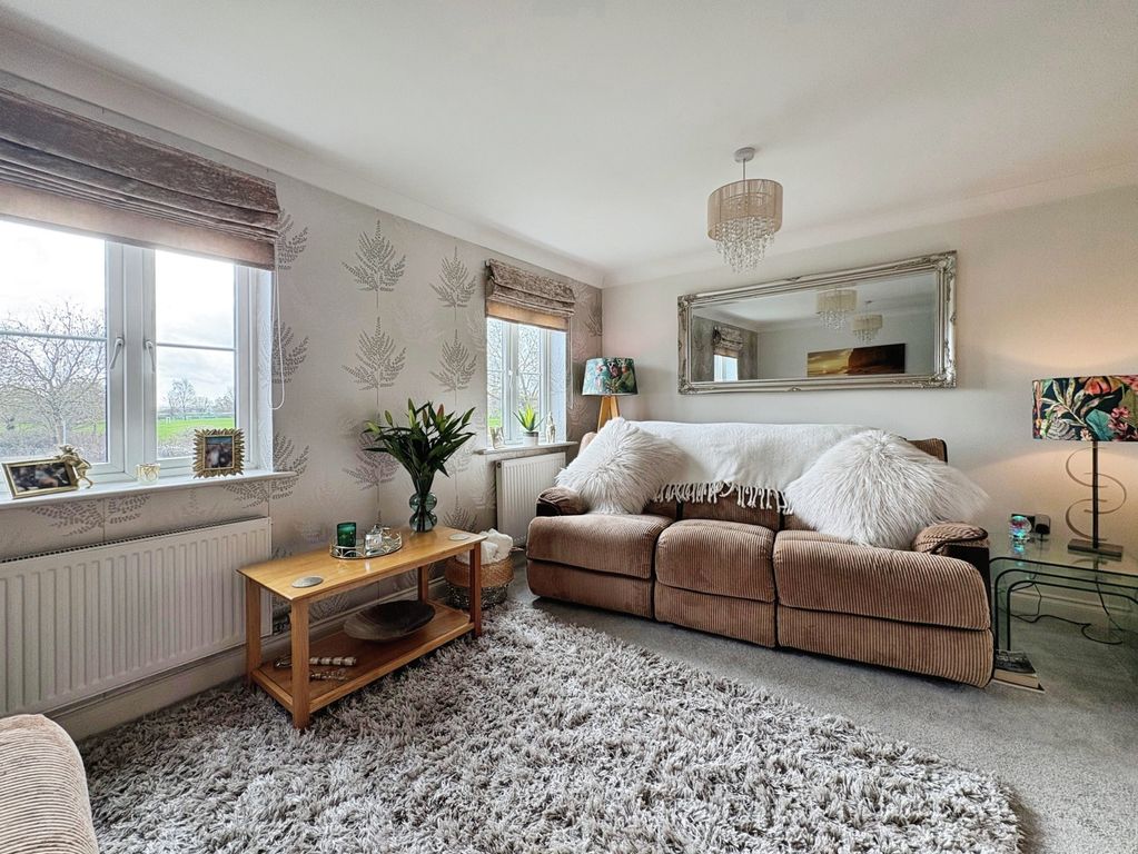 Property photo 3 of 25 276Be4Bd-14