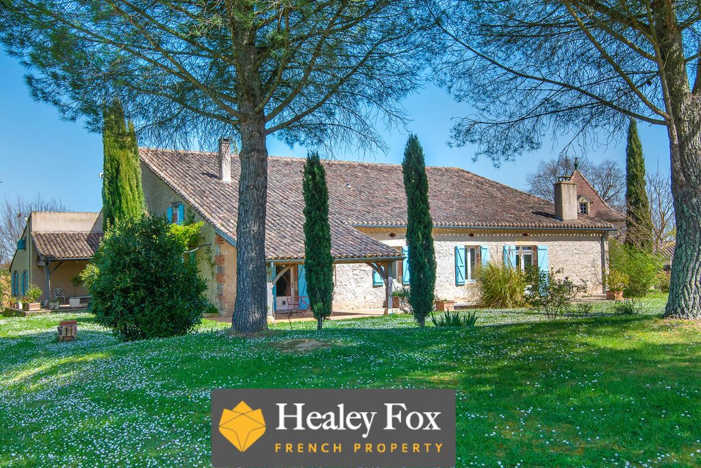 Property photo 1 of 43