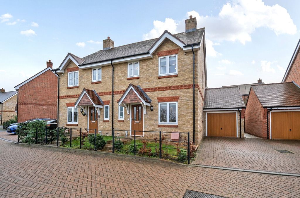 Property photo 1 of 16 Picture No. 14