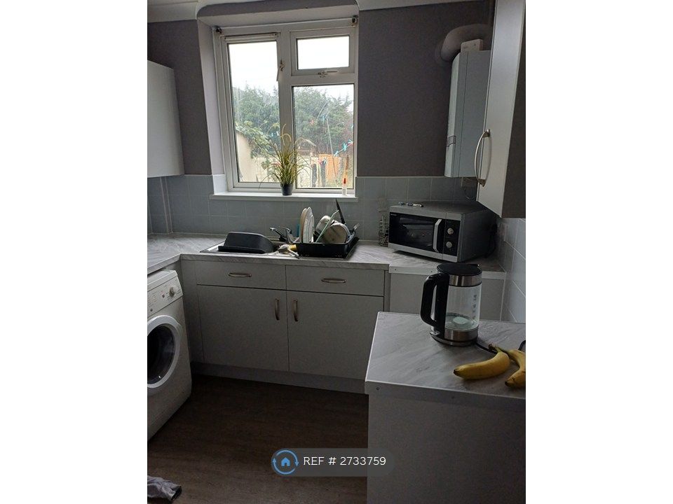 Property photo 1 of 2