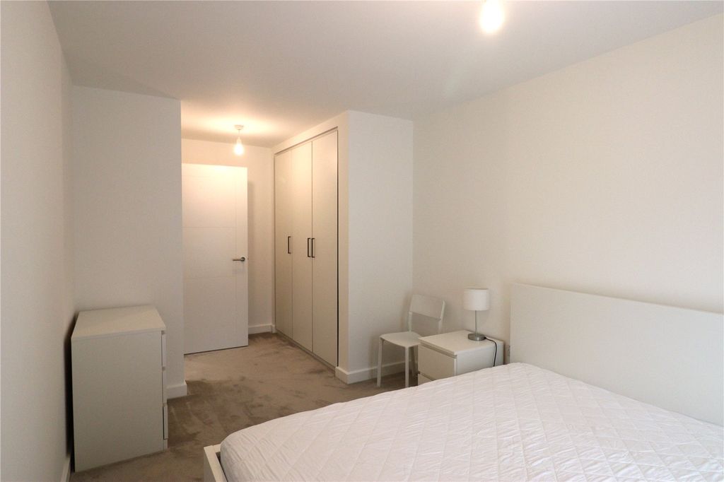 Property photo 3 of 5 Picture No. 04