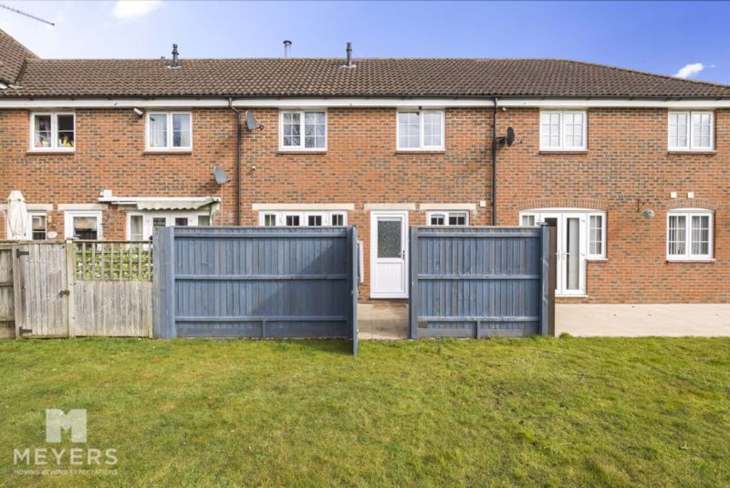 Property photo 3 of 16