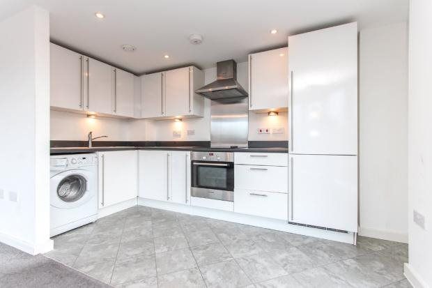 Property photo 3 of 8 Kitchen