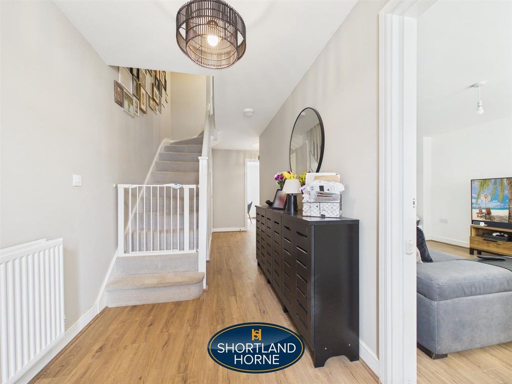 Property photo 3 of 19 Cam05575G0-Pr0048-Still001.Jpg