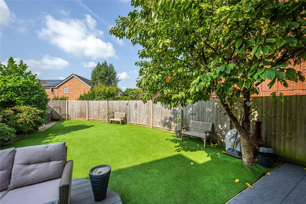 Property photo 2 of 29 Picture No. 42