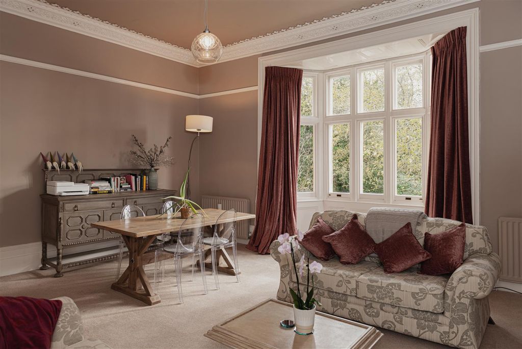 Property photo 2 of 13 4.Jpg