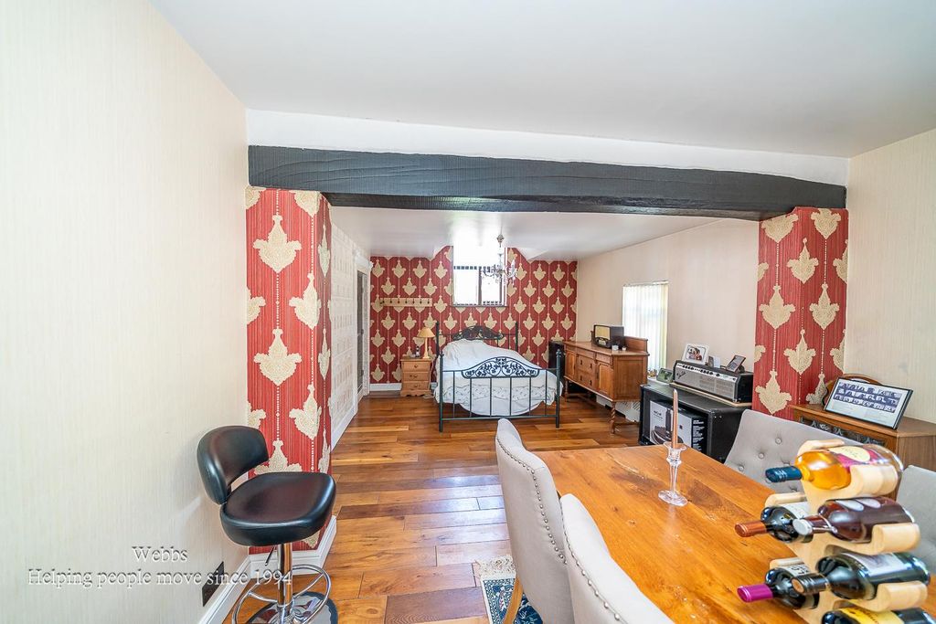 Property photo 3 of 37 Webbs-26.Jpg