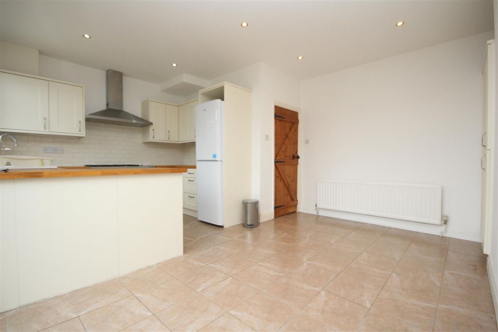 Property photo 3 of 10 Img_0435.Jpg