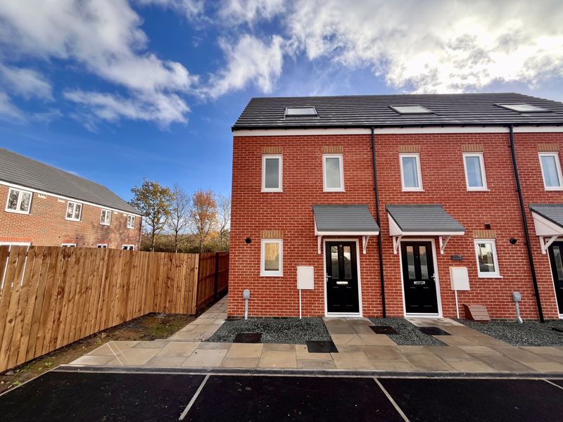 Property photo 1 of 11 Front Ext