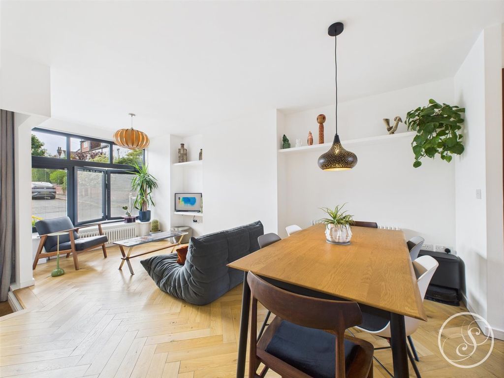 Property photo 3 of 27 Open Plan Living Space