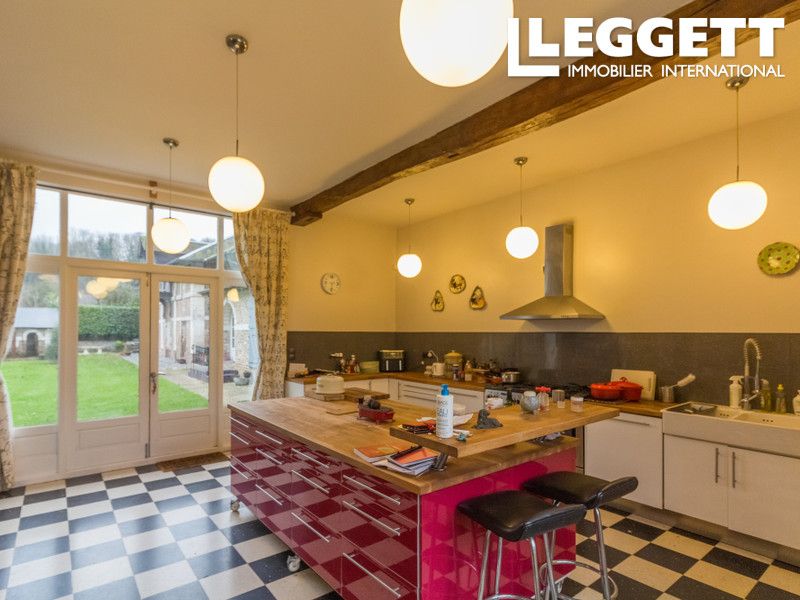 Property photo 3 of 10