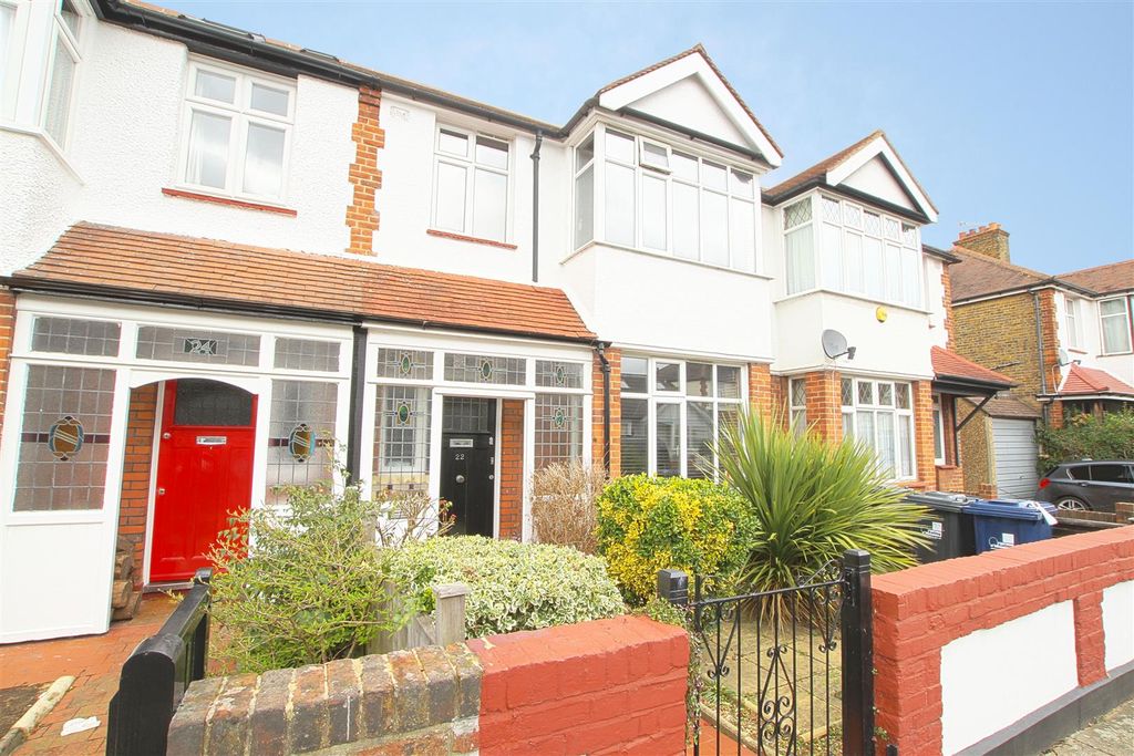 Property photo 1 of 11